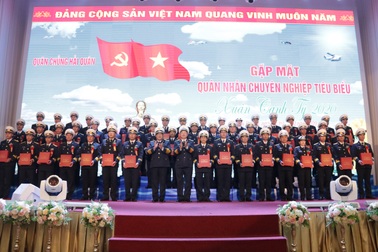 Quân chủng Hải quân: Tuyên dương quân nhân chuyên nghiệp