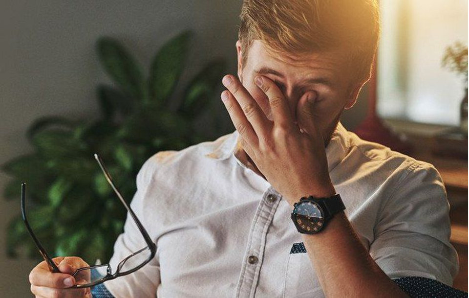 3 dấu hiệu bất thường của đôi mắt tiết lộ tình trạng sức khỏe lá gan - 1 3 dấu hiệu bất thường của đôi mắt tiết lộ tình trạng sức khỏe lá gan - 1