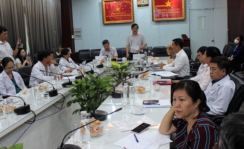 Phi công người Anh đủ tiêu chuẩn chuyển viện vào ngày 12/7 - 1 Phi công người Anh đủ tiêu chuẩn chuyển viện vào ngày 12/7 - 1