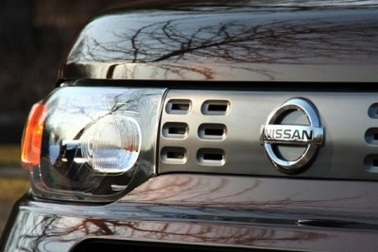 Nissan đo khả năng nhiễm xạ của phụ tùng từ Nhật