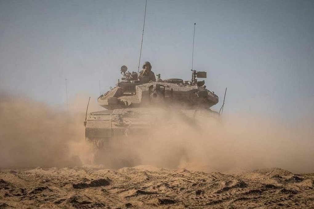 Hàng nghìn quân Israel áp sát Gaza, lên dây cót hiệp đồng tác chiến - 1 Hàng nghìn quân Israel áp sát Gaza, lên dây cót hiệp đồng tác chiến - 1