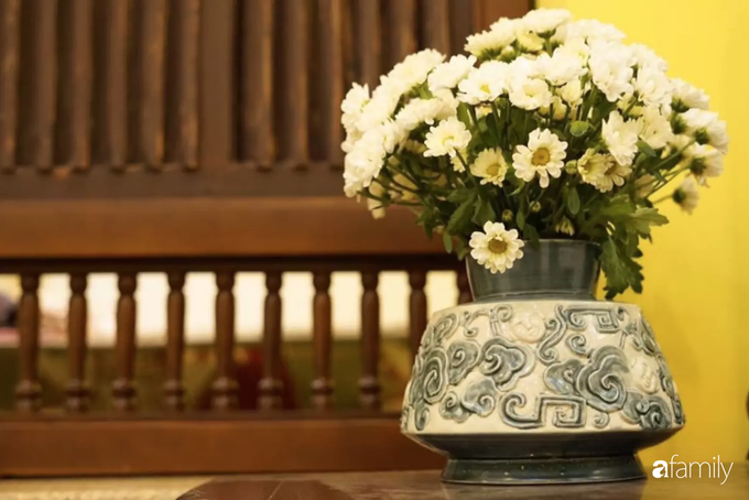 Căn hộ tập thể vàng ươm sắc nắng đẹp mang vẻ hoài cổ ấn tượng ở quận Hoàn Kiếm, Hà Nội - Ảnh 11. Căn hộ tập thể vàng ươm sắc nắng đẹp mang vẻ hoài cổ ấn tượng ở quận Hoàn Kiếm, Hà Nội - Ảnh 11.