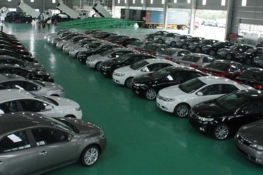 Mua ô tô giảm giá sốc, cẩn thận kẻo ‘rước họa vào thân’