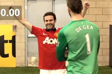 Juan Mata trổ tài đá phạt góc siêu hạng
