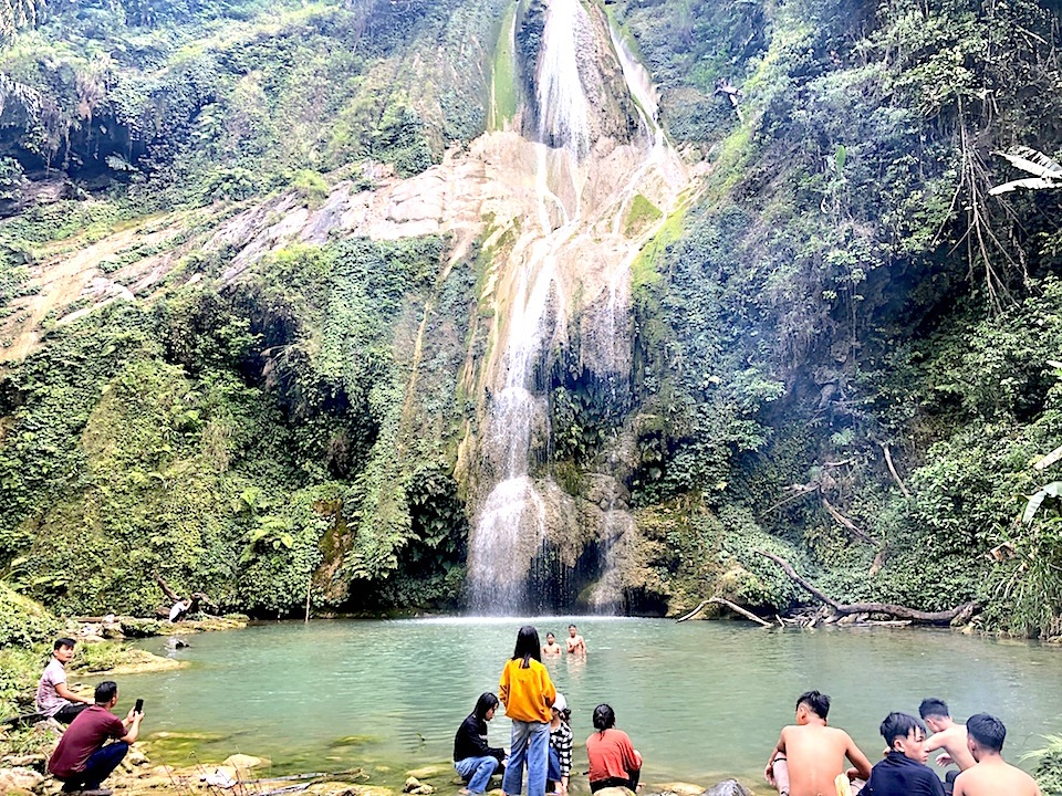 Ngắm tuyệt tác, thả mình nơi cổng trời biên giới - 15 Ngắm tuyệt tác, thả mình nơi cổng trời biên giới - 15