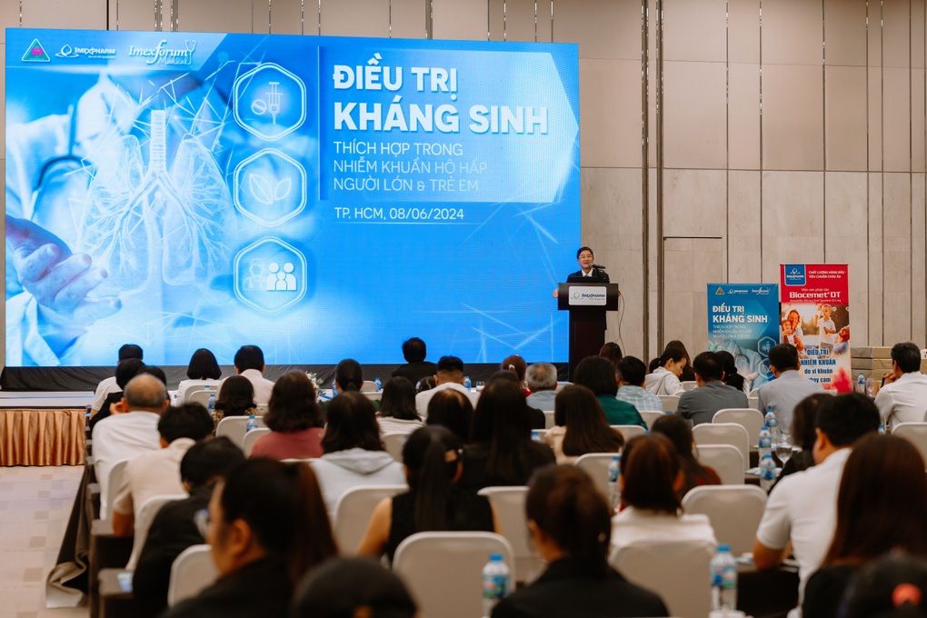 Những lưu ý khi sử dụng kháng sinh điều trị viêm họng, viêm mũi xoang - 3 Những lưu ý khi sử dụng kháng sinh điều trị viêm họng, viêm mũi xoang - 3