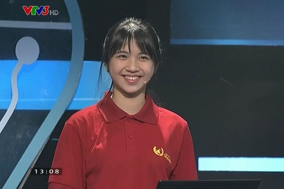 4 hoa khôi, hot girl thông minh, tài hoa hết chỗ chê đi thi Olympia - 6 4 hoa khôi, hot girl thông minh, tài hoa hết chỗ chê đi thi Olympia - 6