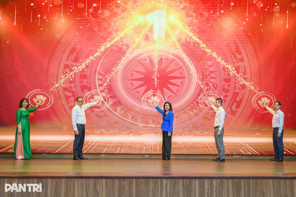 Báo chí là kênh truyền thông chính sách kịp thời, hiệu quả đến người dân - 7