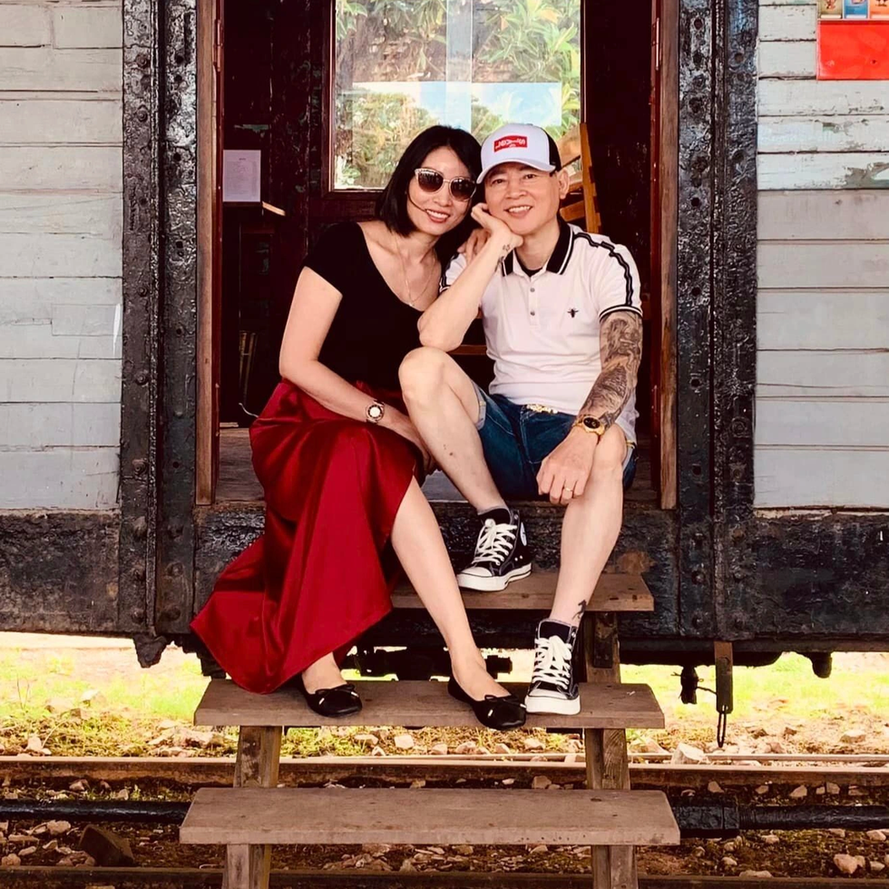 Vợ 4 kém 12 tuổi của Tùng Dương tiết lộ về cuộc sống hôn nhân ít ai ngờ - 12