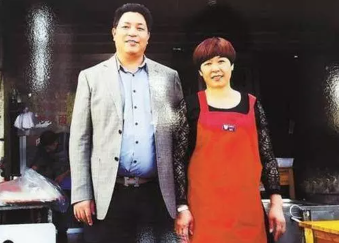 Cậu bé ăn xin thành đại gia sau 10 năm, quay lại trả ơn ân nhân tiền tỷ - 1 Cậu bé ăn xin thành đại gia sau 10 năm, quay lại trả ơn ân nhân tiền tỷ - 1