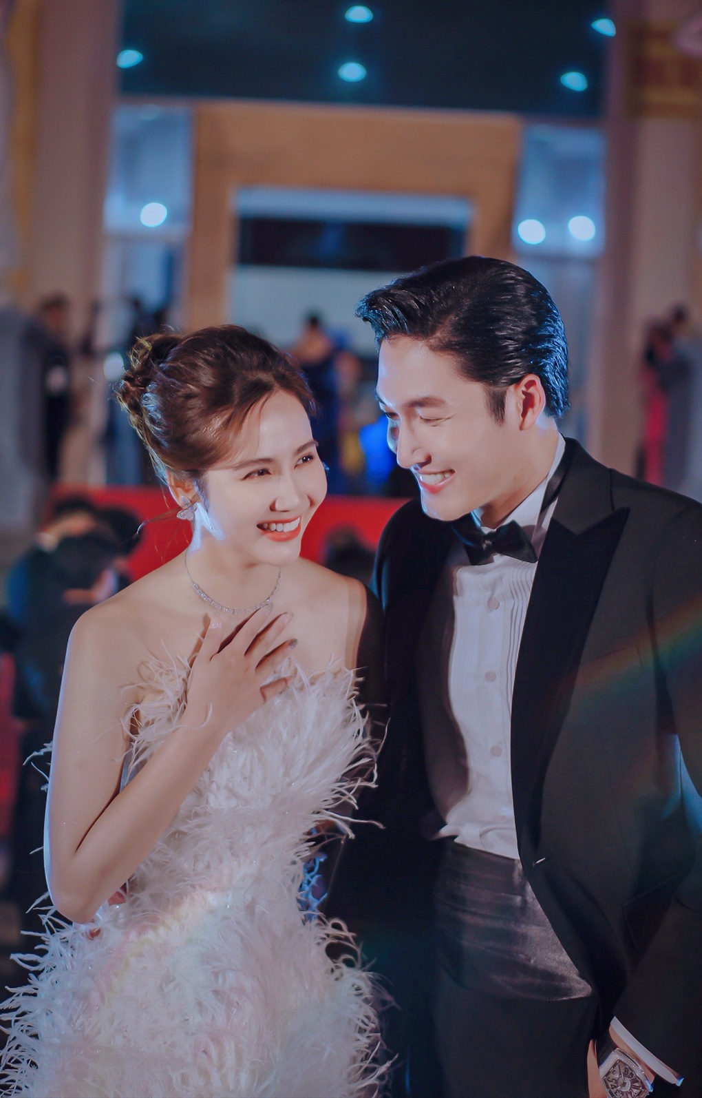 Huyền Lizzie gây chú ý trên thảm đỏ Cánh diều 2021, stylist kể hậu trường - 2 Huyền Lizzie gây chú ý trên thảm đỏ Cánh diều 2021, stylist kể hậu trường - 2