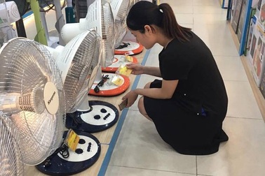 Trời vừa chớm rét, hàng giữ nhiệt "đắt như tôm tươi"