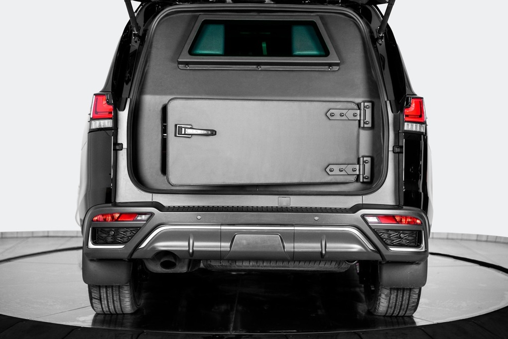 Lexus LX 600 được phù phép thành xe chống đạn - 16 Lexus LX 600 được phù phép thành xe chống đạn - 16
