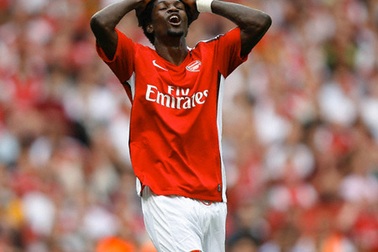 Adebayor “khát” chức vô địch Champions League