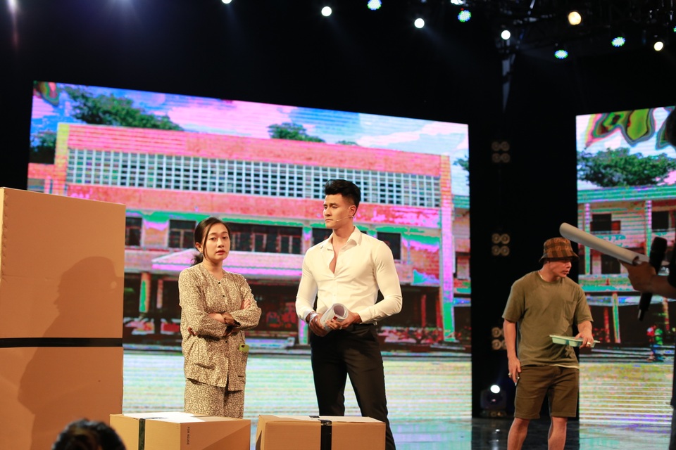 Vĩnh Thụy gây nhốn nháo khi lần đầu tập kịch cùng dàn Táo Xuân 2021 - 3 Vĩnh Thụy gây nhốn nháo khi lần đầu tập kịch cùng dàn Táo Xuân 2021 - 3