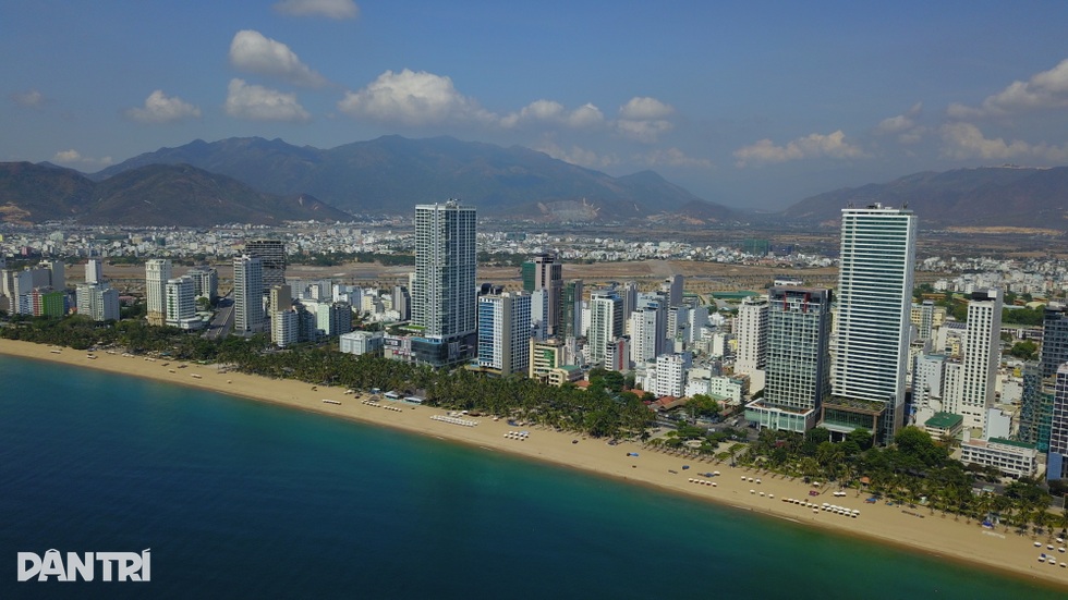 Gà đẻ trứng vàng condotel: Sau bùng nổ, vỡ trận là gì? - 1 Gà đẻ trứng vàng condotel: Sau bùng nổ, vỡ trận là gì? - 1