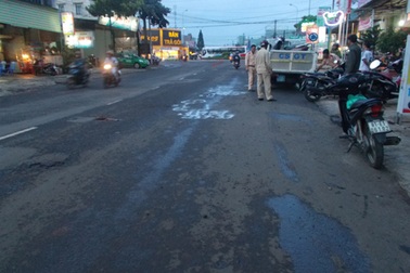 Truy tìm chiếc xe ô tô gây tai nạn rồi bỏ trốn