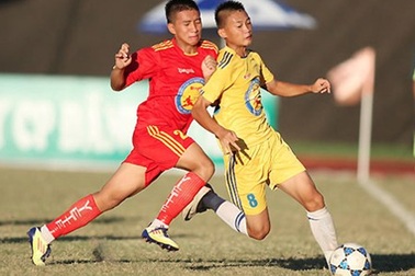 Huế đứng đầu bảng, SL Nghệ An thắng kịch tính Viettel