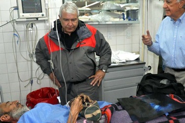 Ăn chuột để sống qua 4 tháng kẹt trên núi