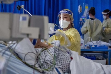 Ghi nhận trường hợp tử vong đầu tiên nhiễm 2 biến thể Covid-19