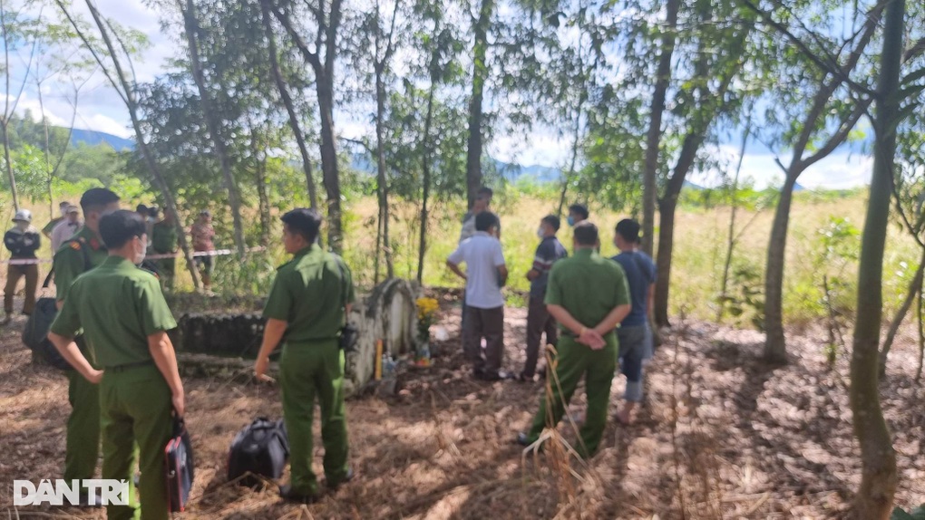 Phát hiện Thiếu tá công an tử vong trong tư thế treo cổ - 1 Phát hiện Thiếu tá công an tử vong trong tư thế treo cổ - 1