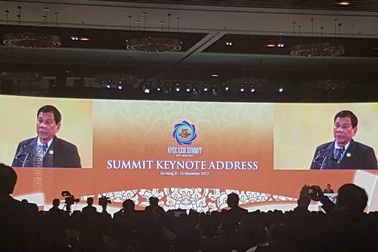 Tổng thống Duterte: "Chúng tôi cần thị trường, không cần viện trợ nhân đạo"