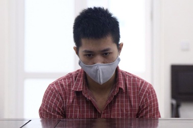 Hà Nội: Gã trai đồi bại 9 lần hiếp dâm con riêng của nhân tình