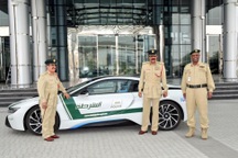 Những mẫu xe cảnh sát "oách" nhất thế giới