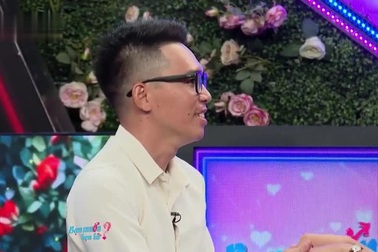 Mới gặp, nam kỹ sư liên tục "thả thính" nữ kế toán