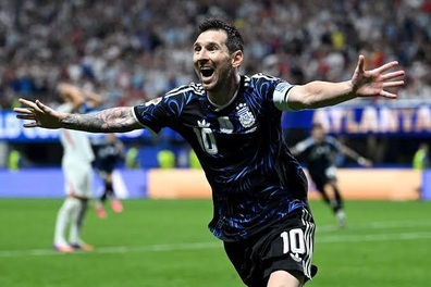 Đội hình tiêu biểu World Cup 2026 của FIFA: Vinh danh Messi, Mbappe