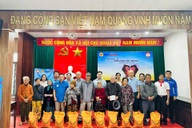 Vietbank hướng về miền Trung yêu thương, trao 3.600 suất quà cho đồng bào vùng lũ