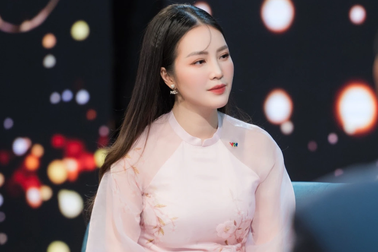 Á hậu Thụy Vân: "NSND Công Lý đang rất áp lực"