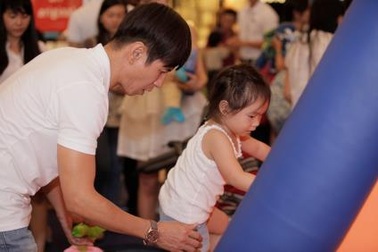 Lý Hải – Minh Hà lần đầu khoe chuyện “bí mật” của con