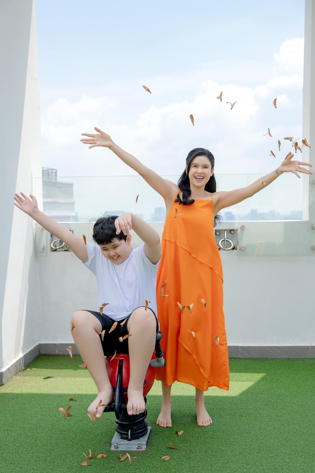 Trương Quỳnh Anh nghẹn ngào nhắc đến con trai 11 tuổi - 2 Trương Quỳnh Anh nghẹn ngào nhắc đến con trai 11 tuổi - 2