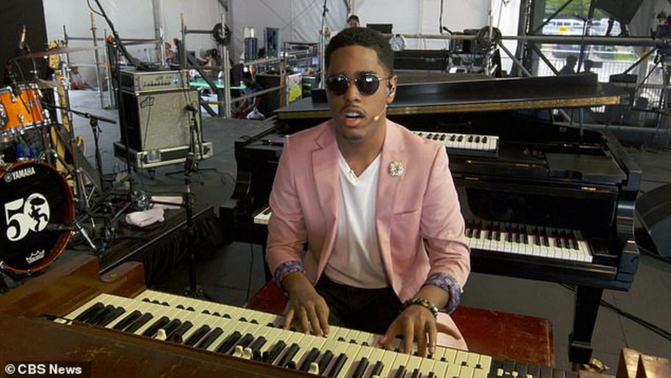 Thần đồng piano khiếm thị khiến các nhà khoa học phải kinh ngạc tìm hiểu - 1