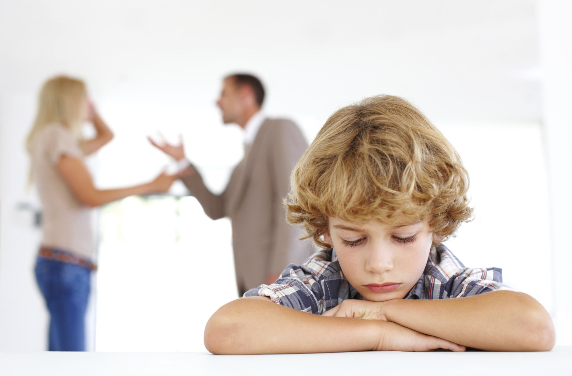 Làm thế nào để nói với con về việc bố mẹ ly hôn? - 2 Làm thế nào để nói với con về việc bố mẹ ly hôn? - 2