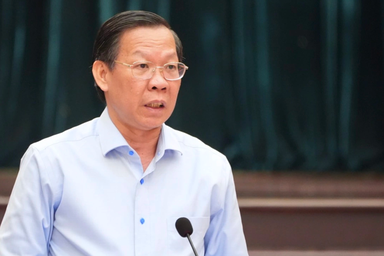 Chủ tịch TPHCM nói thời điểm các huyện lên thành phố, xây dựng đa trung tâm