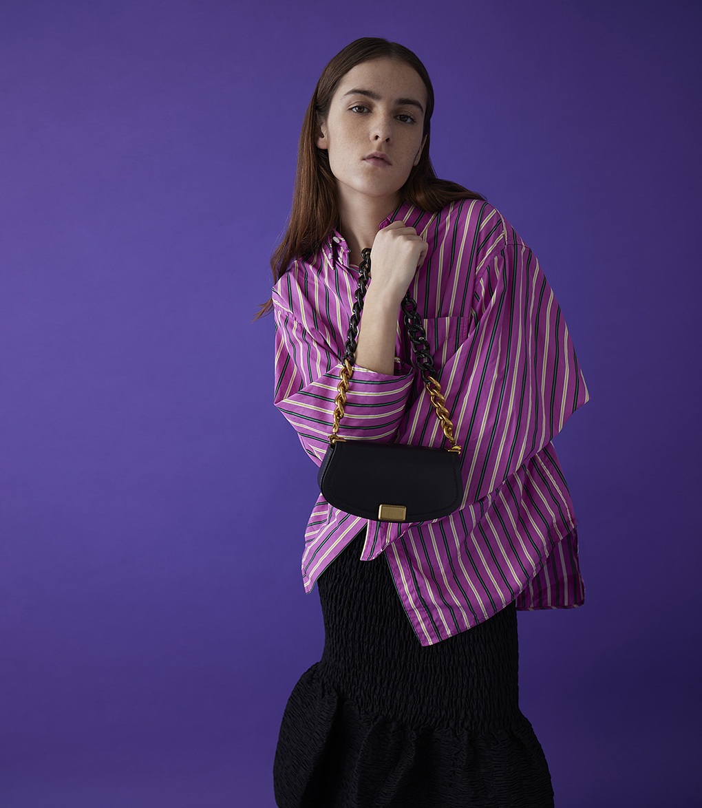 CHARLES KEITH ra mắt trang web mua sắm trực tuyến riêng tại thị trường Việt Nam - 2 CHARLES KEITH ra mắt trang web mua sắm trực tuyến riêng tại thị trường Việt Nam - 2