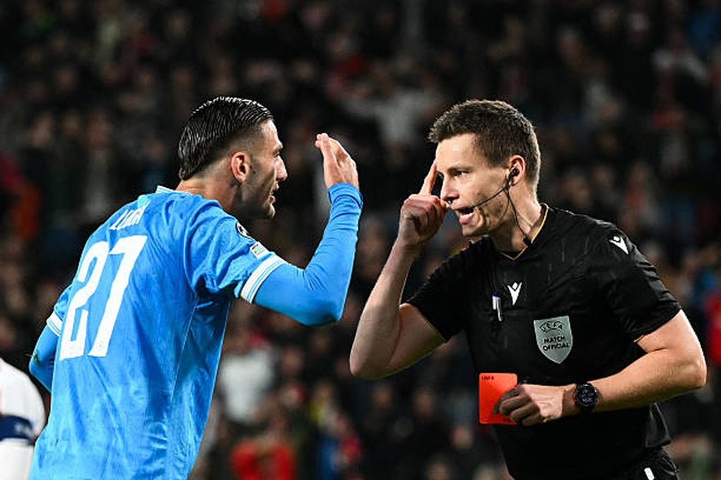 Hvorfor ble det scoret rekordmange mål i tredje runde av gruppespillet i Champions League? - 3 Vì sao lượt thứ 3 vòng bảng Champions League có số lượng bàn thắng kỷ lục? - 3