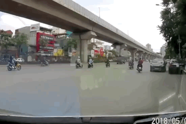 Ngược chiều “một tí” có phạm luật?