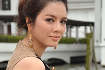 Lý Nhã Kỳ phủ nhận tin buôn lậu kim cương