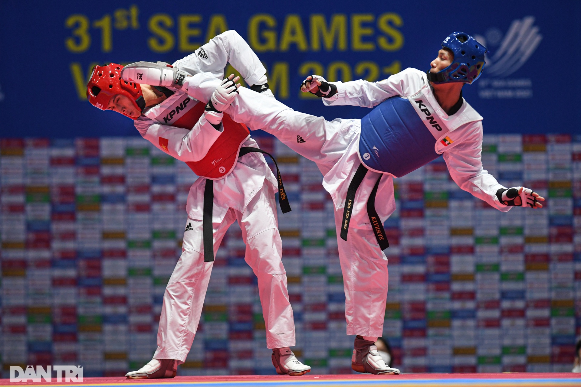 Bông hồng nở muộn của Taekwondo Việt Nam và thành quả HCV tại SEA Games - 5 Bông hồng nở muộn của Taekwondo Việt Nam và thành quả HCV tại SEA Games - 5