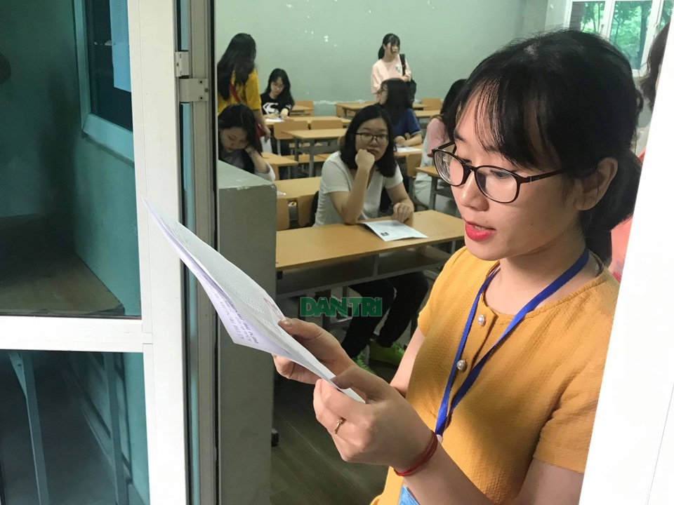 Thứ trưởng Bộ Giáo dục: Thi tốt nghiệp THPT 2020 chỉ gói gọn trong 1,5 ngày - 4 Thứ trưởng Bộ Giáo dục: Thi tốt nghiệp THPT 2020 chỉ gói gọn trong 1,5 ngày - 4