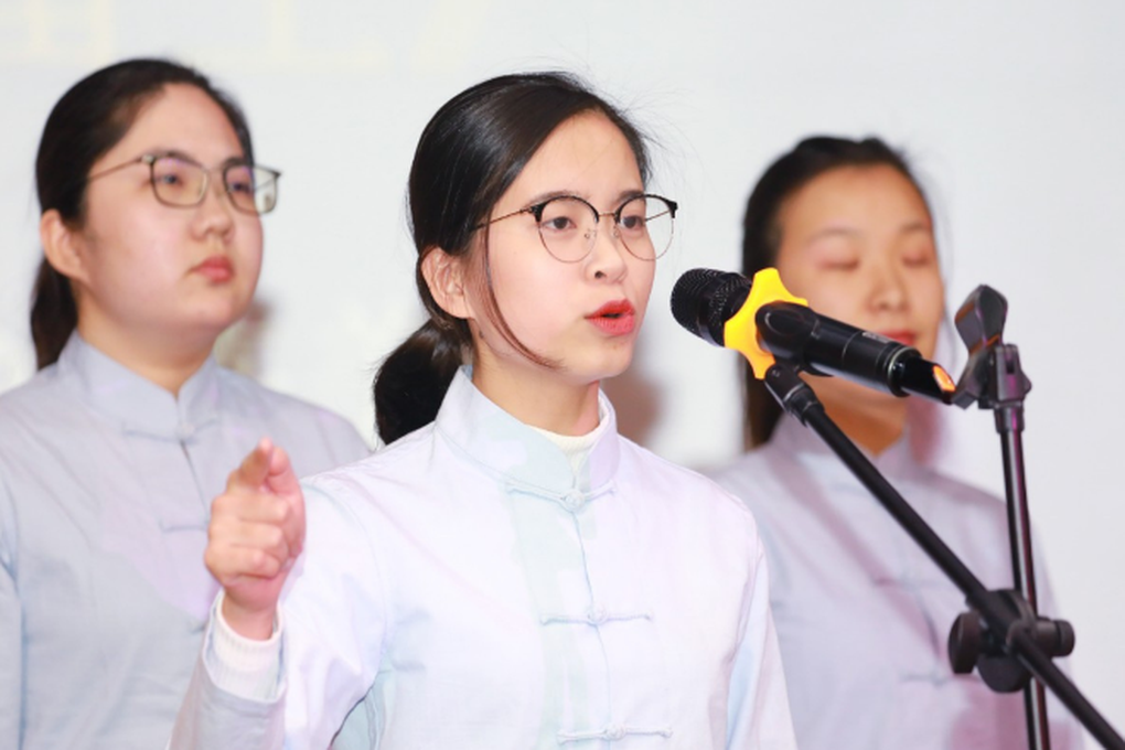 Cô gái Phú Thọ giành học bổng toàn phần bậc Thạc sĩ của Đại học Bắc Kinh - 2 Cô gái Phú Thọ giành học bổng toàn phần bậc Thạc sĩ của Đại học Bắc Kinh - 2
