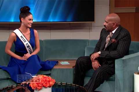 Hoa hậu, Á hậu 1 và MC Hoa hậu hoàn vũ gặp gỡ lần đầu sau scandal ồn ào