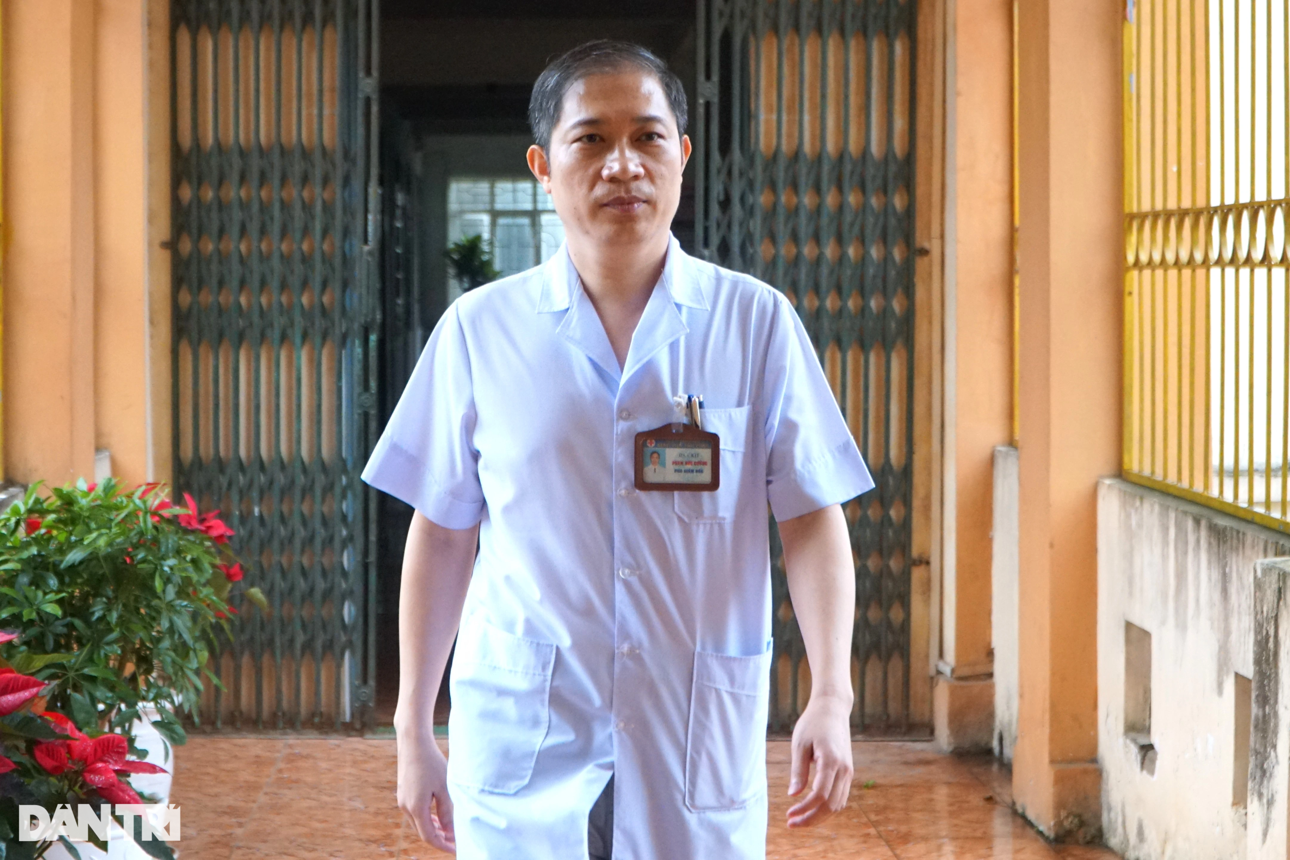 Bác sĩ giấu thân phận khi... tìm vợ, lo bị bệnh nhân đánh - 1 Bác sĩ giấu thân phận khi... tìm vợ, lo bị bệnh nhân đánh - 1