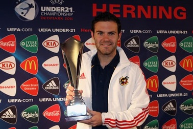 Barca lên phương án B thay thế Alexis Sanchez