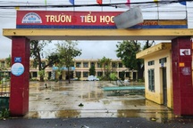 Tiếp tục cho học sinh nghỉ học ứng phó với mưa lũ sau bão Bualoi