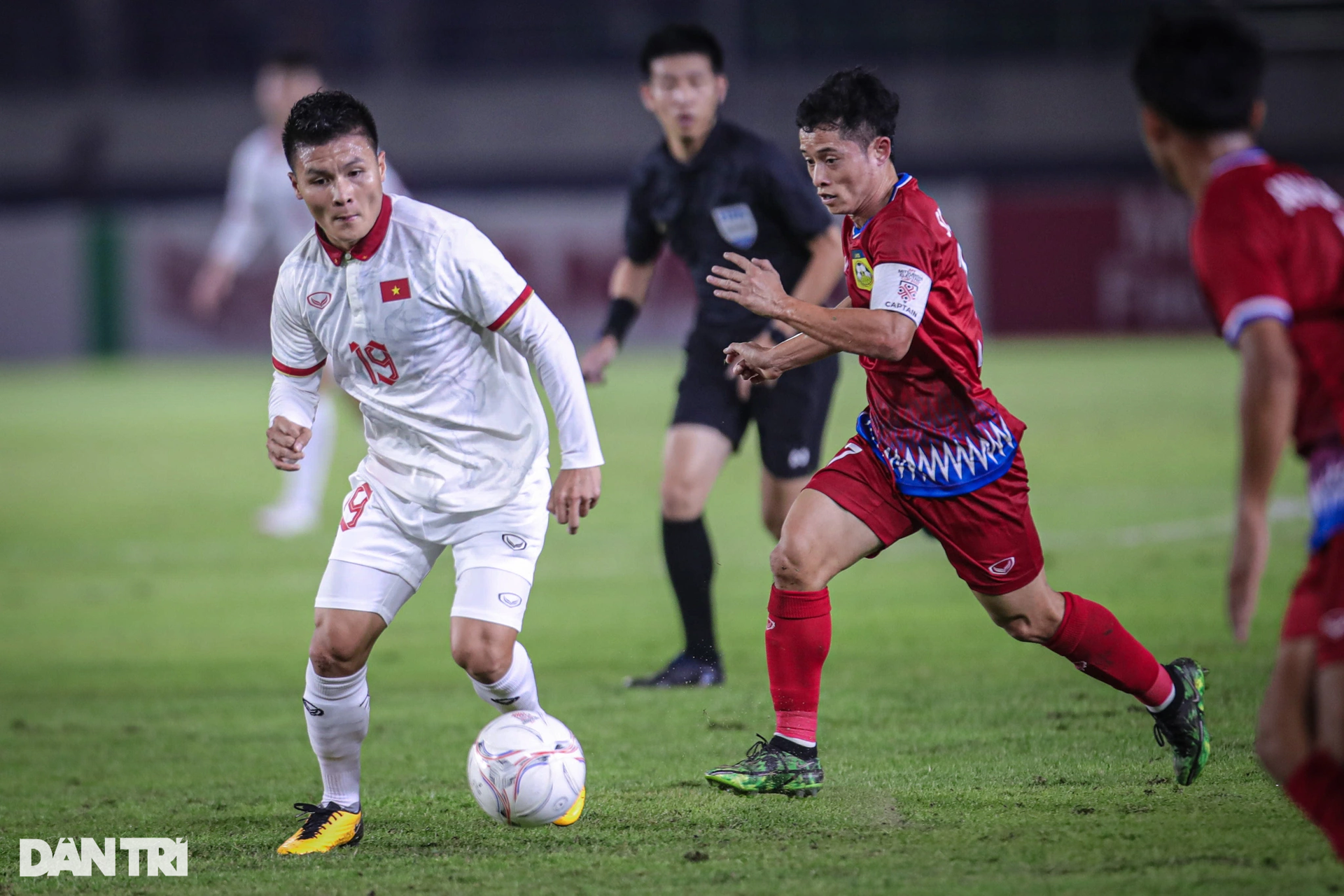 Tuyển Việt Nam thăng hoa, thắng đậm Lào set tennis 6-0 - 7 Tuyển Việt Nam thăng hoa, thắng đậm Lào set tennis 6-0 - 7