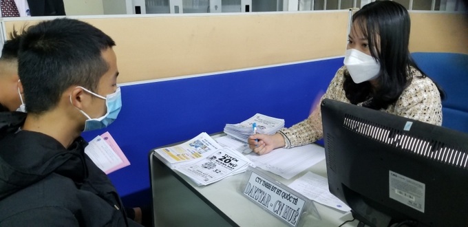 Lao động Thừa Thiên Huế tham gia phỏng vấn tại Phiên giao dịch việc làm đầu năm - Xuân Nhâm Dần 2022